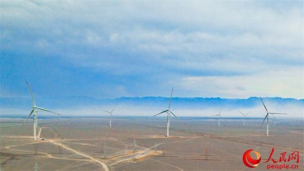 东南配资 行进中国丨吐鲁番：风从戈壁来 灯火进万家（组图）